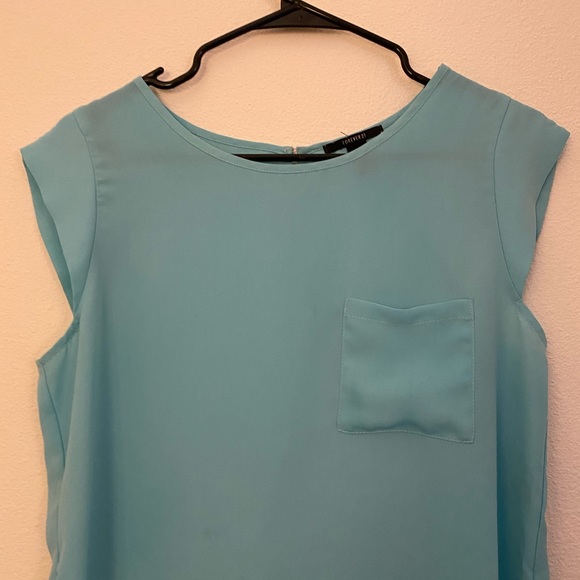 Top - Picture 3 of 3